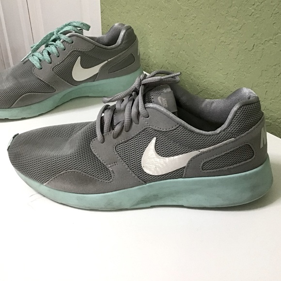 Nike Kaishi Women’s Athletic Shoes Sneakers Gray White Aqua Sports Classic Sz 9 - Picture 6 of 12